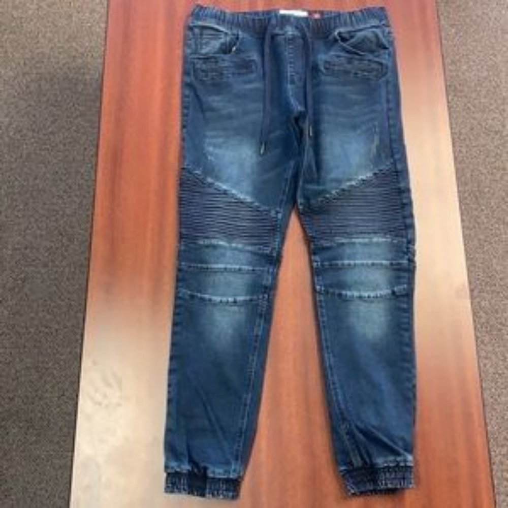 Ranch & Drlpmnt Joggers - Picture 5 of 6
